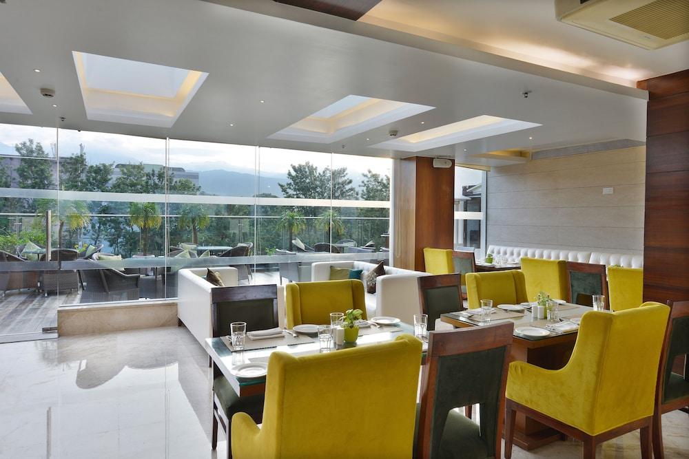 Hyatt Centric Rajpur Road Hotel 5*